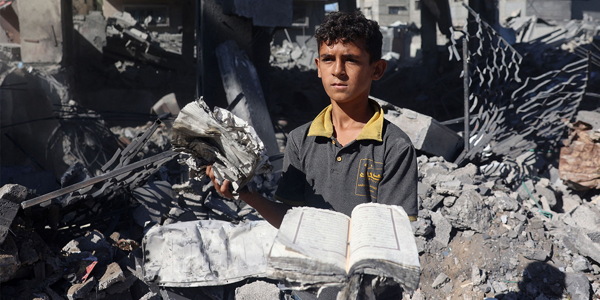 गाजामा विद्यालयमा रकेट प्रहार गरि इजरायलद्धारा १८ जनाको हत्या, हेलिकोप्टर दुर्घटनामा दुई जना मारिए