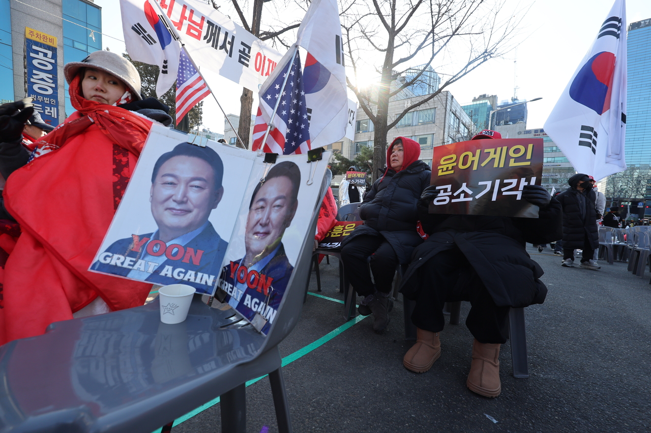 कोरियाका पूर्व राष्ट्रपति युन सुक येओललाई आजीवन कारावासको सजाय