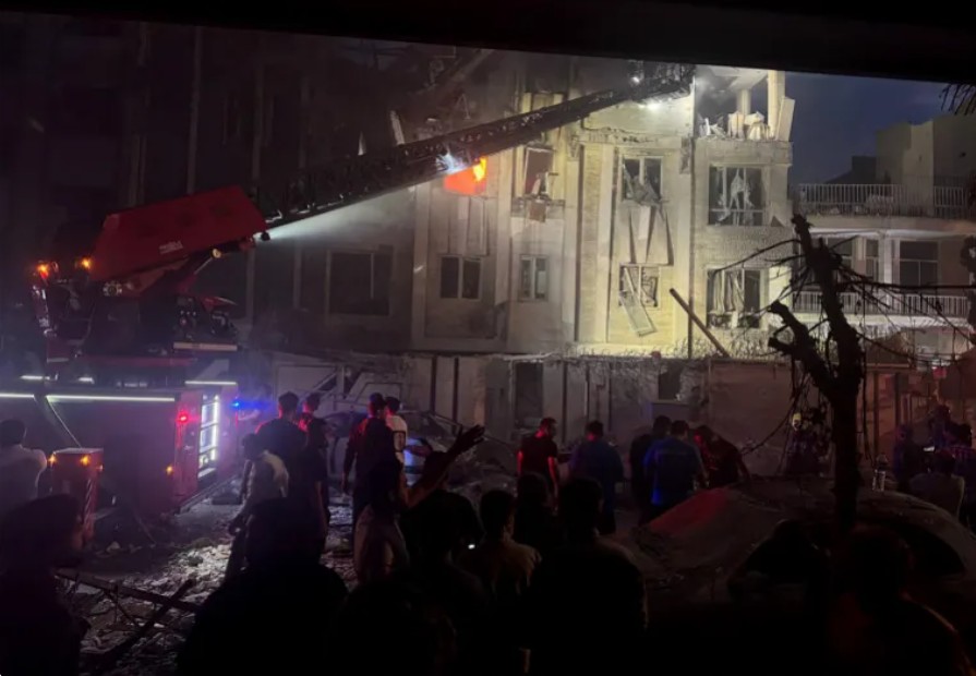 युद्ध भड्काउनेगरी ईजरायलद्धारा ईरानमाथि आक्रमण, सेना प्रमुख सहित आणविक बैज्ञानिकहरुको हत्या