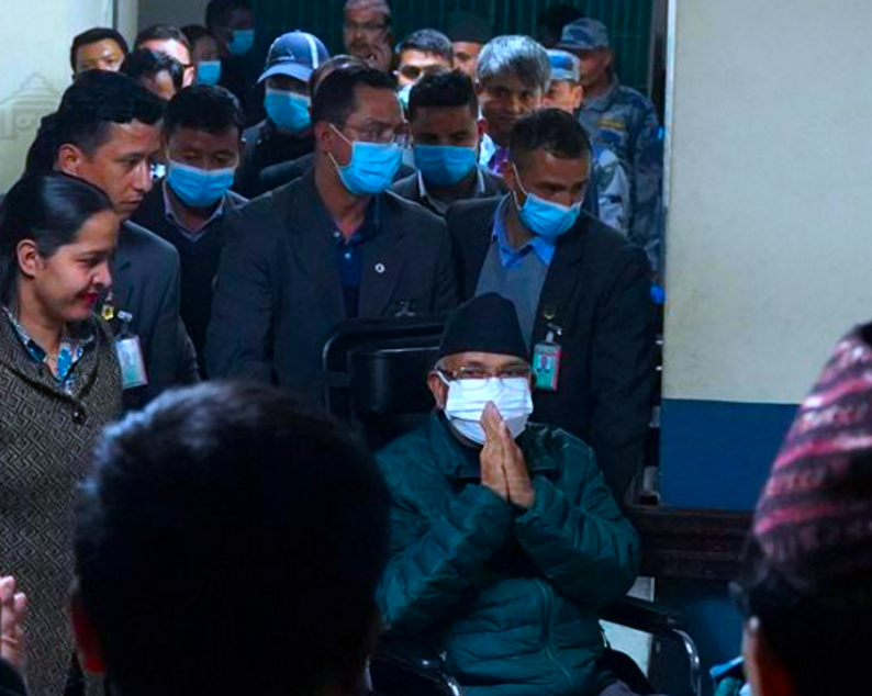 देशमा कोरोनाको बिपत्तिमा सरकारी तयारी सुस्त-प्रधानमन्त्री ओली आफैं अस्वस्थ