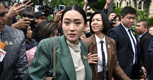 बिदेशी नेतासँग बोलेको शब्द विवादमा थाइल्यान्डकी प्रधानमन्त्री निलम्बित