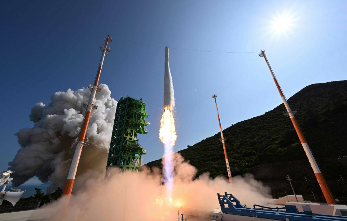 दक्षिण कोरिया सफलतापूर्वक अन्तरिक्ष कक्षमा उपग्रह राख्ने सातौं देश बन्यो