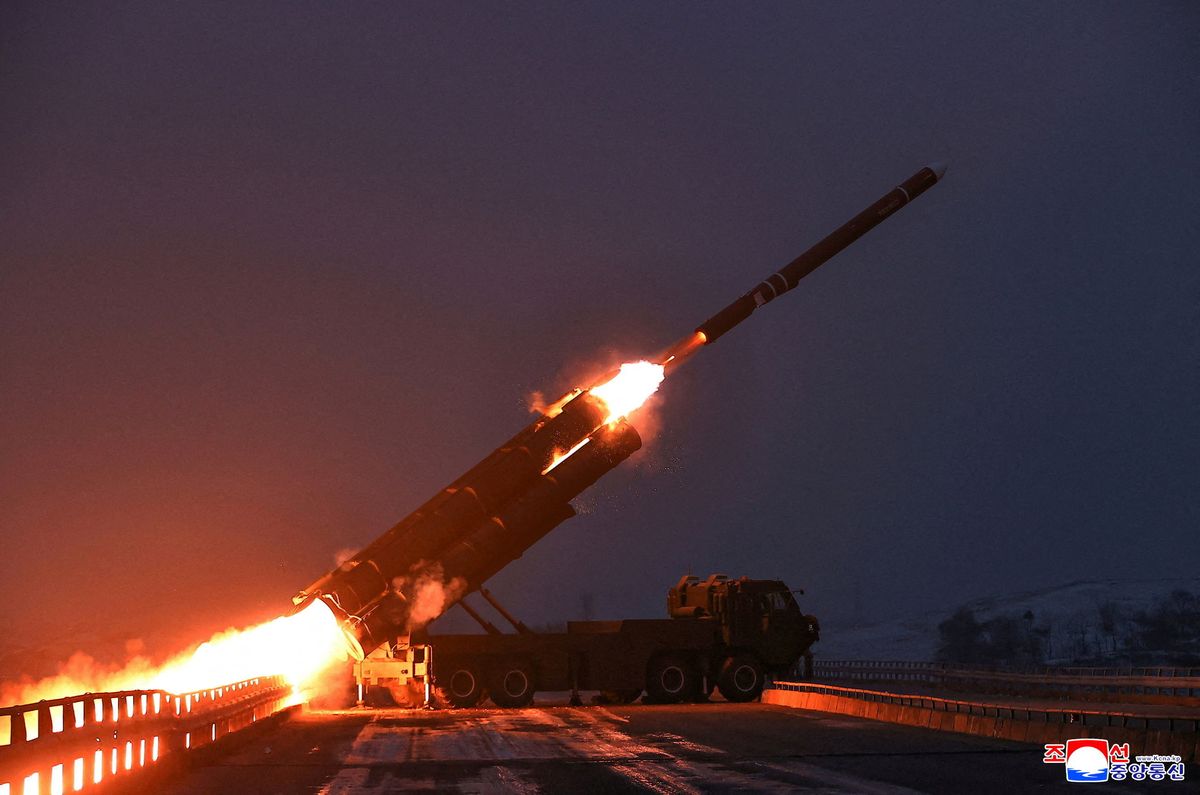 उत्तर कोरियाली क्षेप्यास्त्र जापान नजिकै खस्यो, ताकाइचीद्धारा सुरक्षा जाँचको आदेश